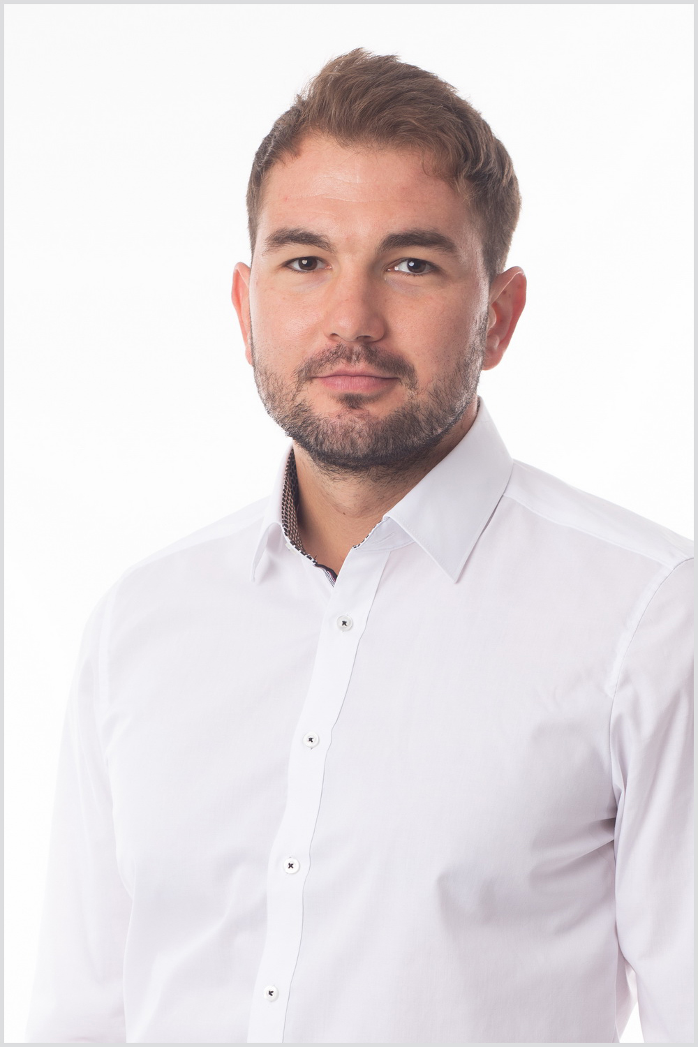 Helmeczi András